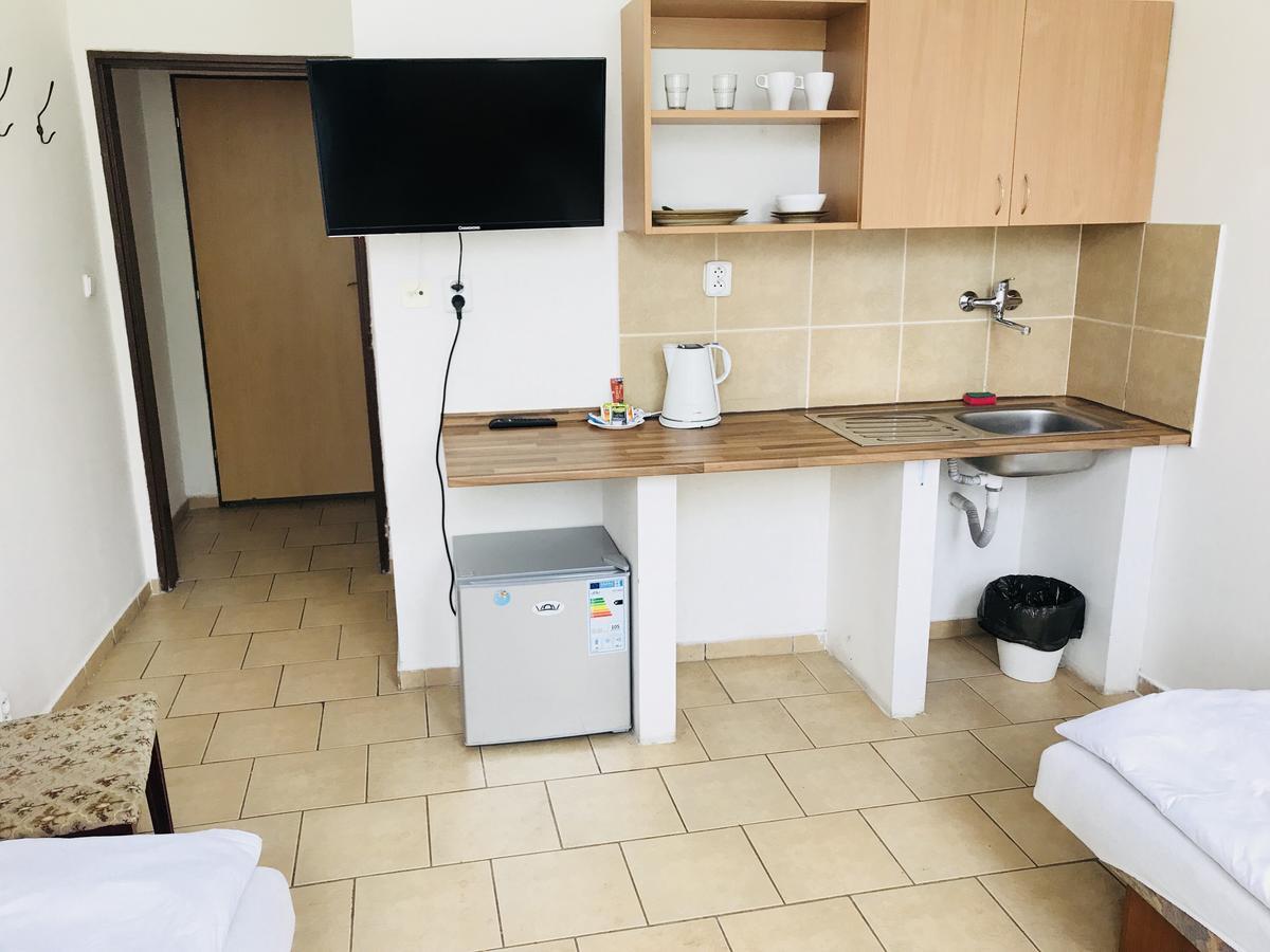 Dusan Apartments Orlova Bagian luar foto